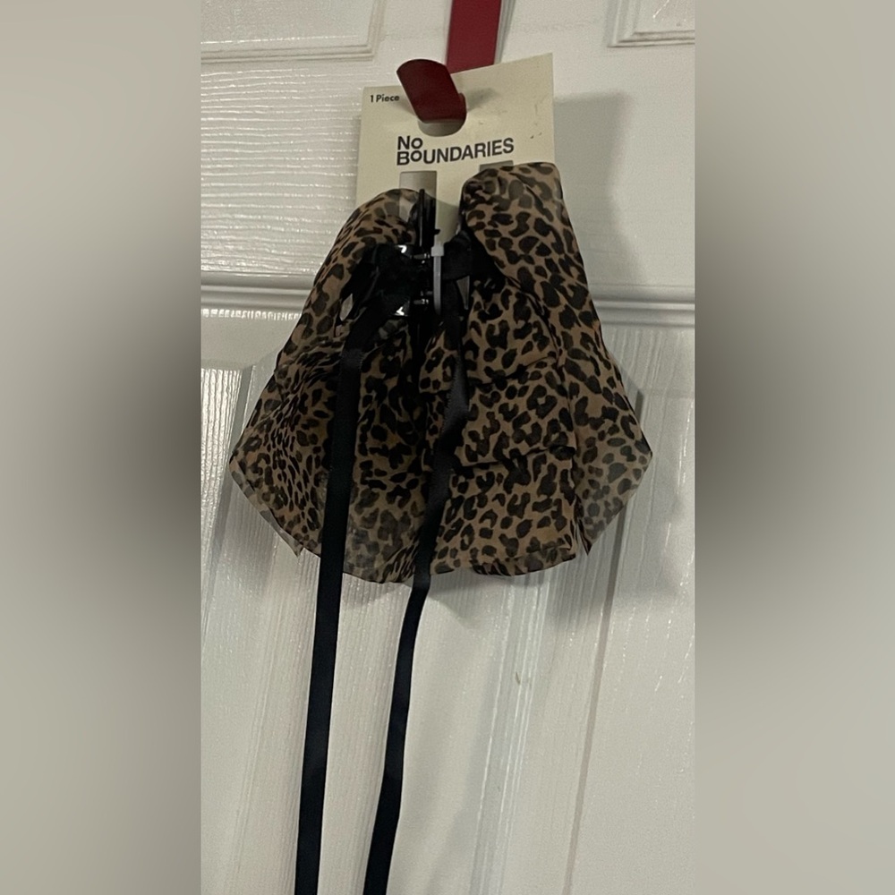 No Boundaries Leopard Print Oversized Bow Claw Clip NWT - Picture 5 of 8
